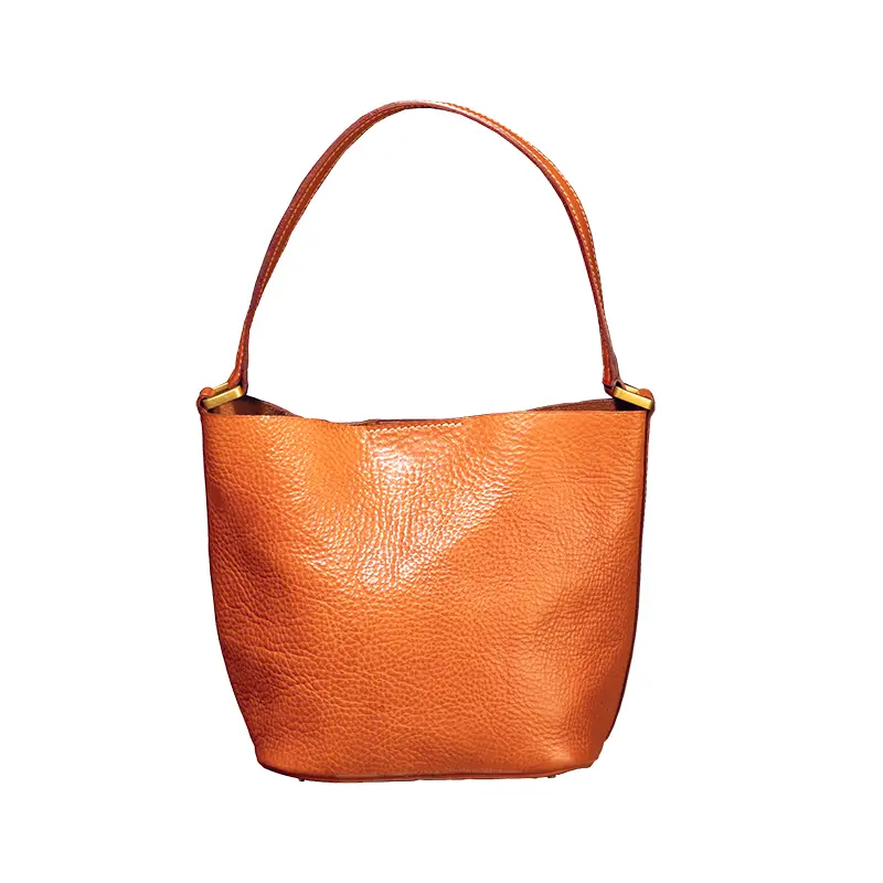 What makes a vegetabile-tanned handbag Special?