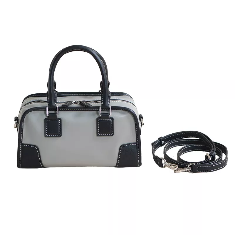 What Make a Student Handbag the Right Choice for Everyday School Life?
