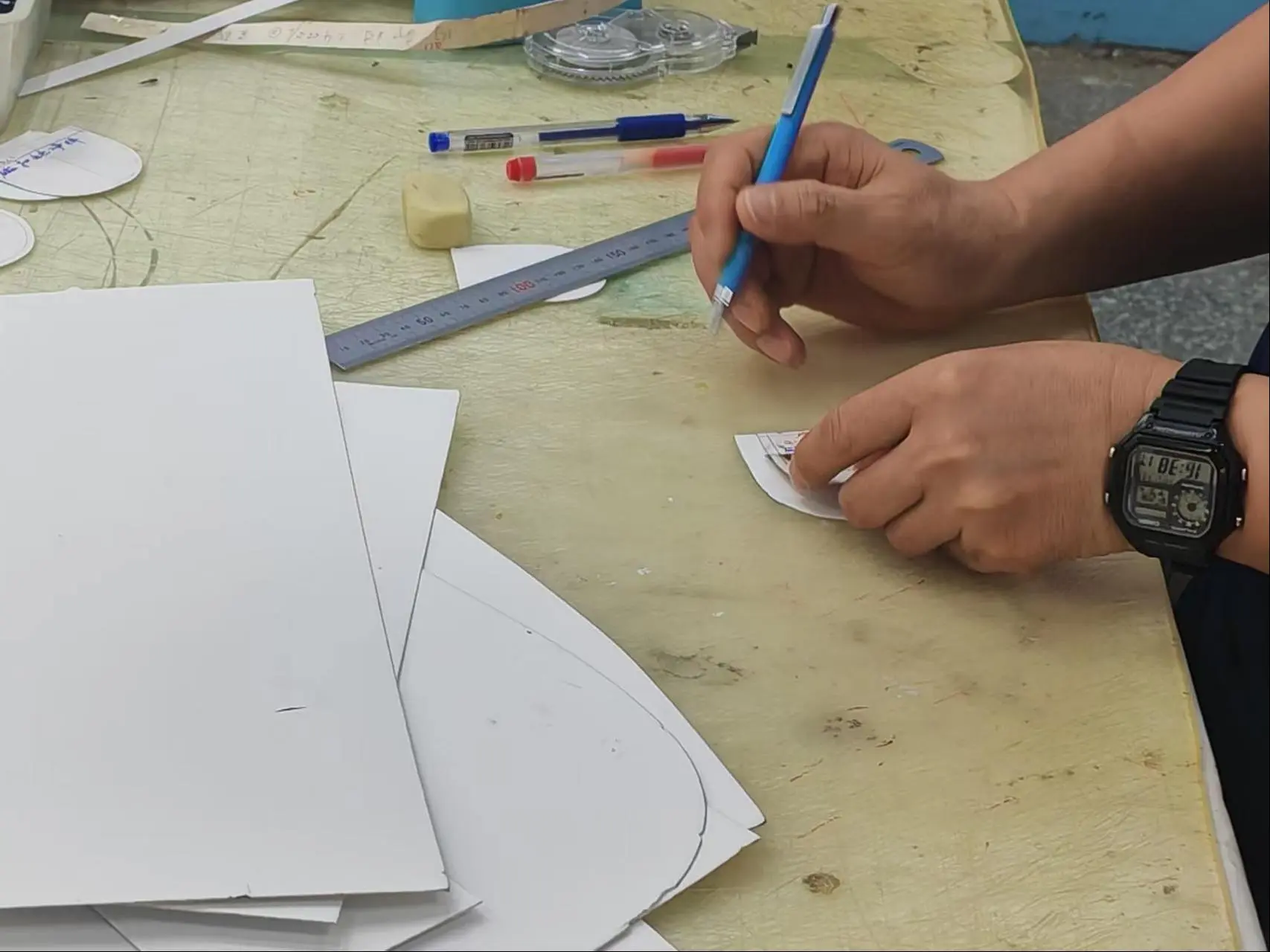 Post Goderebag Productio: Ex Exemplum-faciens ad Leather Cutting